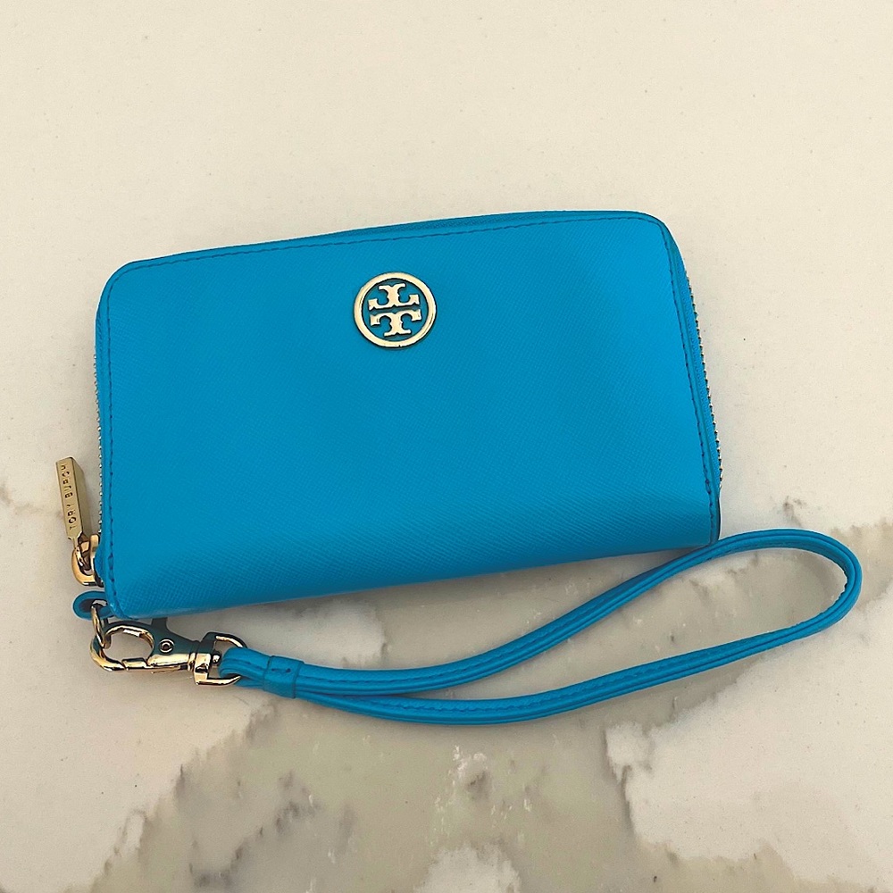Tory Burch Zip Leather Wallet